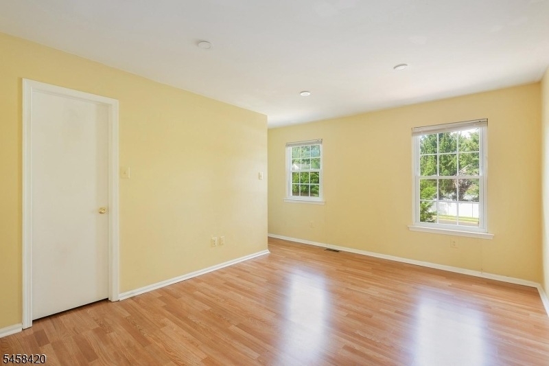 44 Whitby Cir - Photo 24