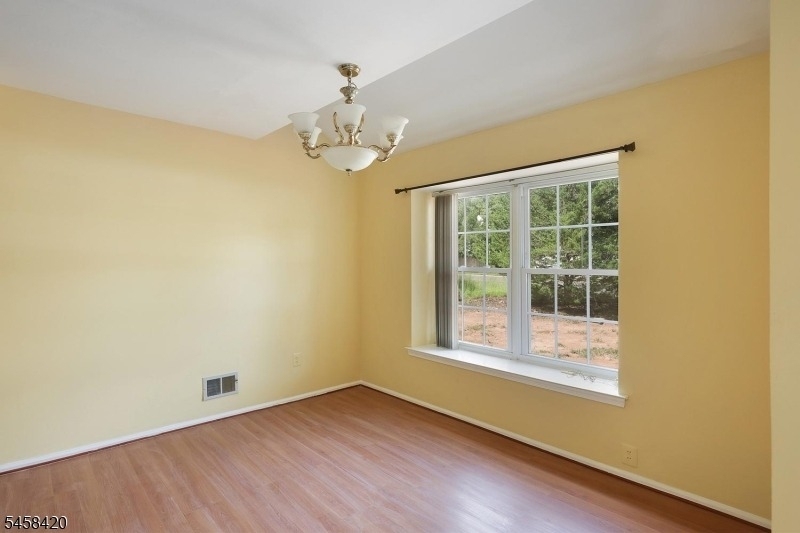 44 Whitby Cir - Photo 15
