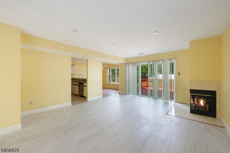 44 Whitby Cir - Photo 8