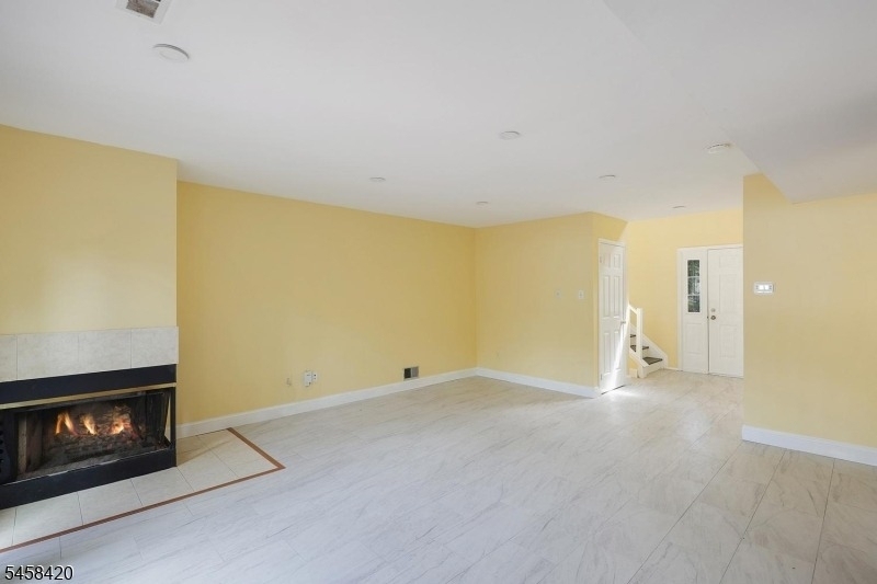 44 Whitby Cir - Photo 12