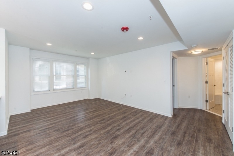 1 Leona Dr Unit 26 - Photo 8