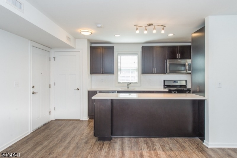 1 Leona Dr Unit 26 - Photo 3