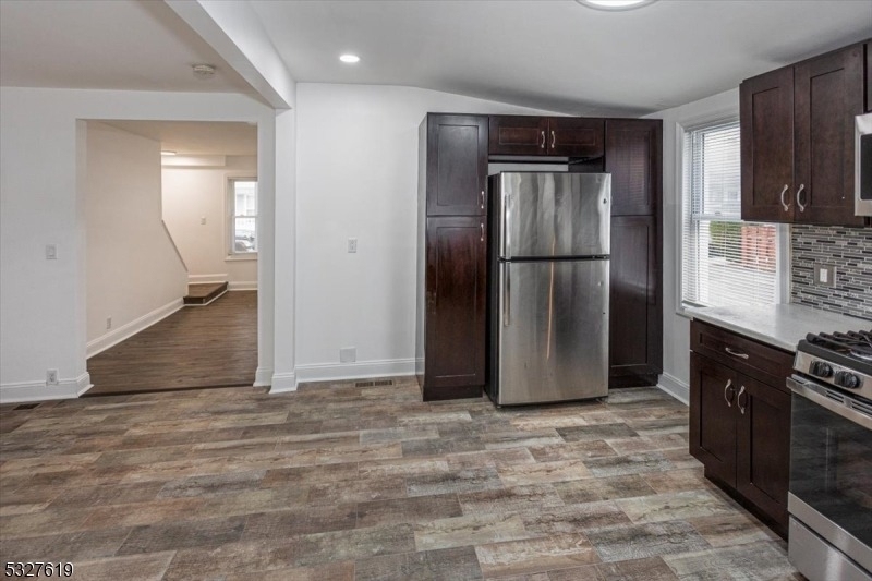 29 Washington St - Photo 14