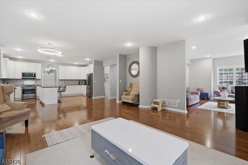 18 Puddingstone Rd - Photo 11