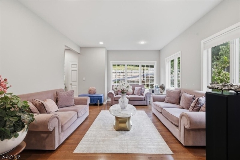 18 Puddingstone Rd - Photo 7