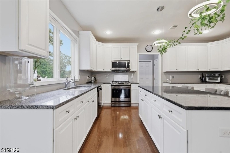 18 Puddingstone Rd - Photo 15