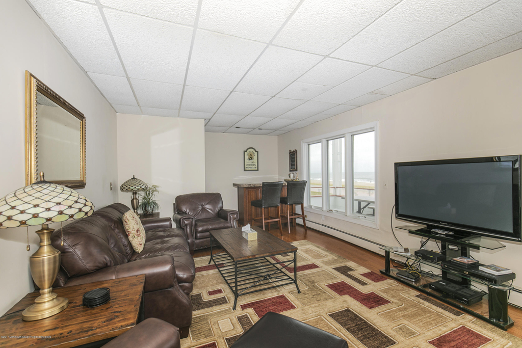 18 Ocean Avenue N - Photo 15