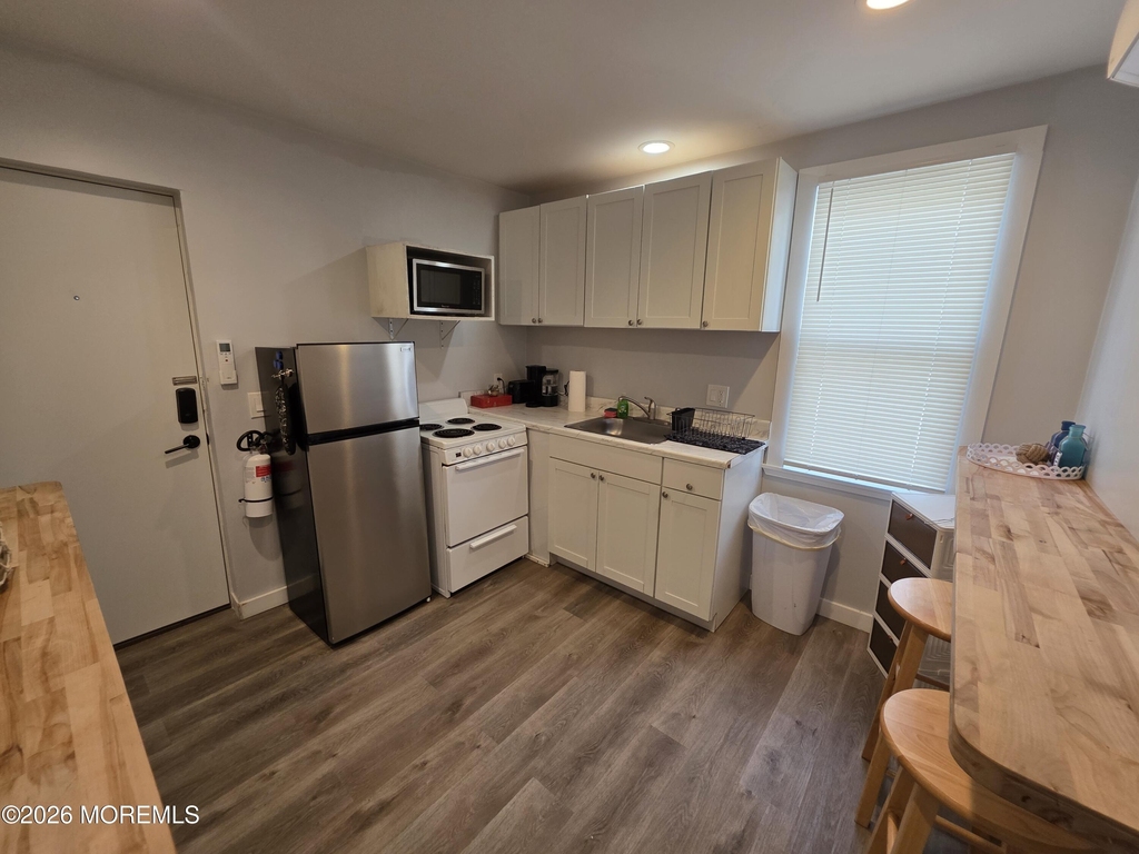 115 Blaine Avenue - Photo 3
