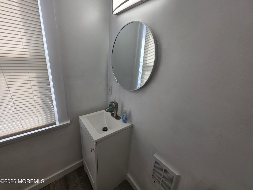 115 Blaine Avenue - Photo 12