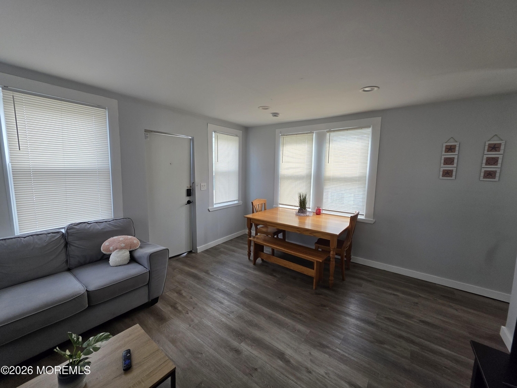 115 Blaine Avenue - Photo 4