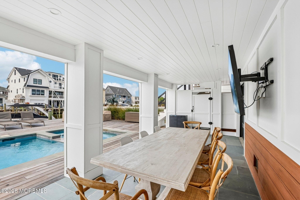 1742 Bay Boulevard - Photo 34
