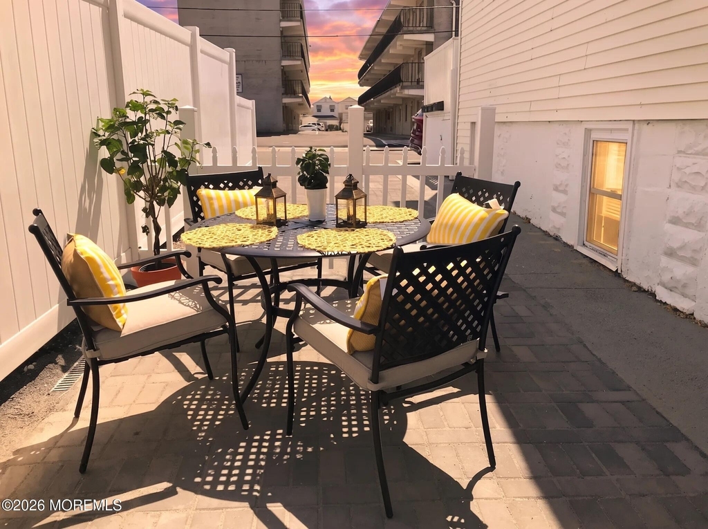 32 Franklin Avenue - Photo 10