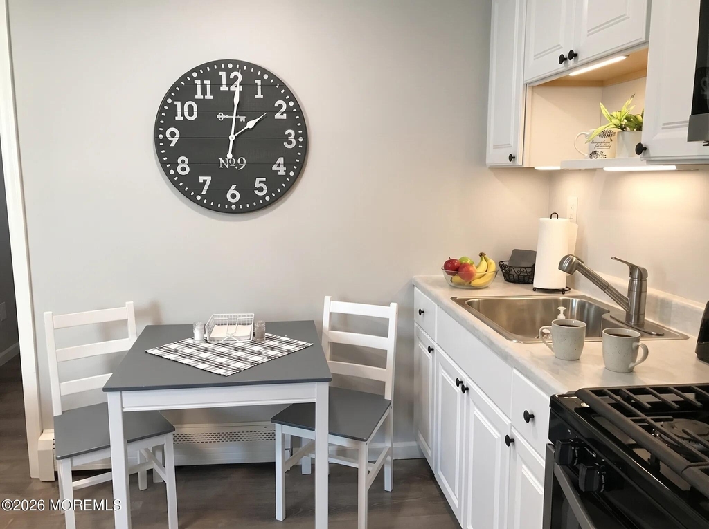 32 Franklin Avenue - Photo 3