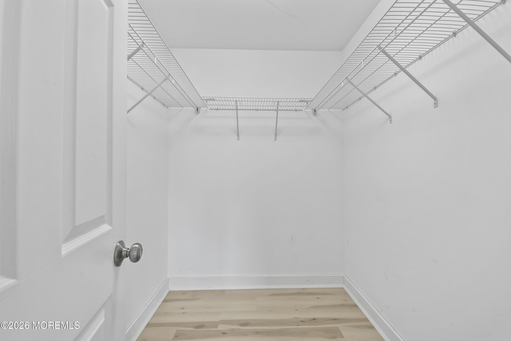 38 Des Moines Court - Photo 4