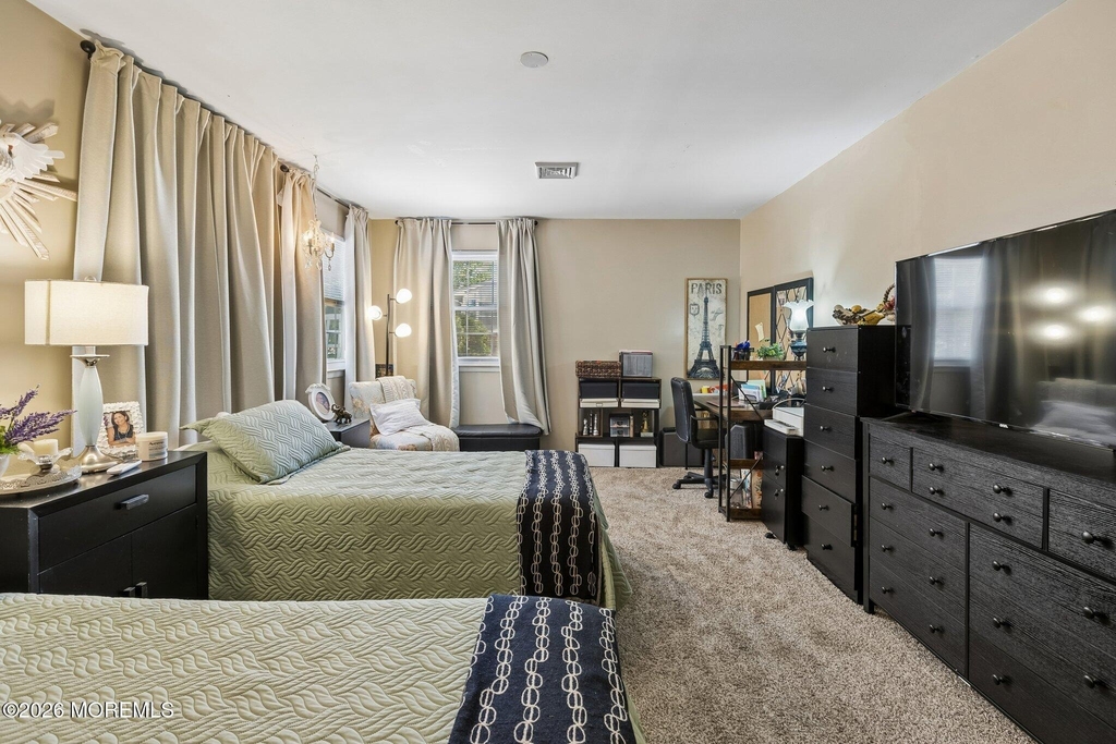 48b Milford Avenue - Photo 7