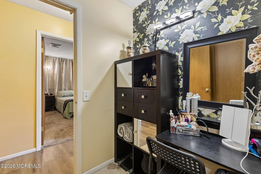 48b Milford Avenue - Photo 13