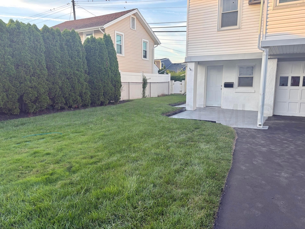 202 Evergreen Avenue - Photo 16