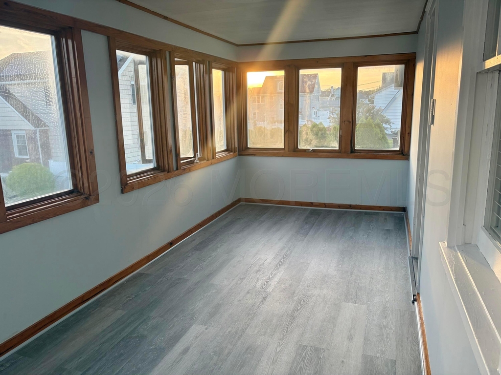 202 Evergreen Avenue - Photo 10