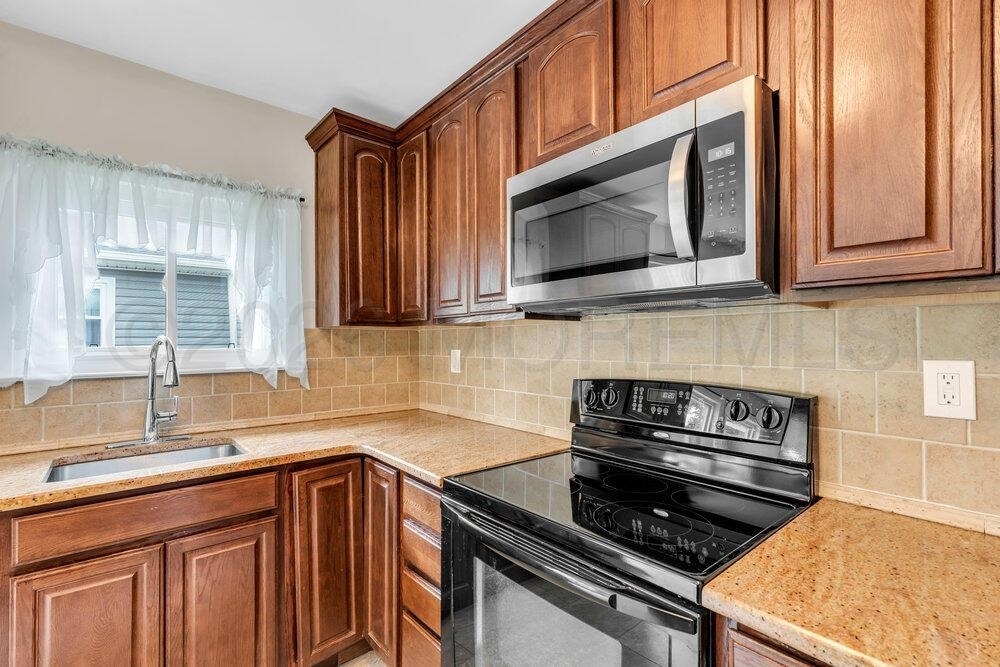 24 Liberta Drive - Photo 14