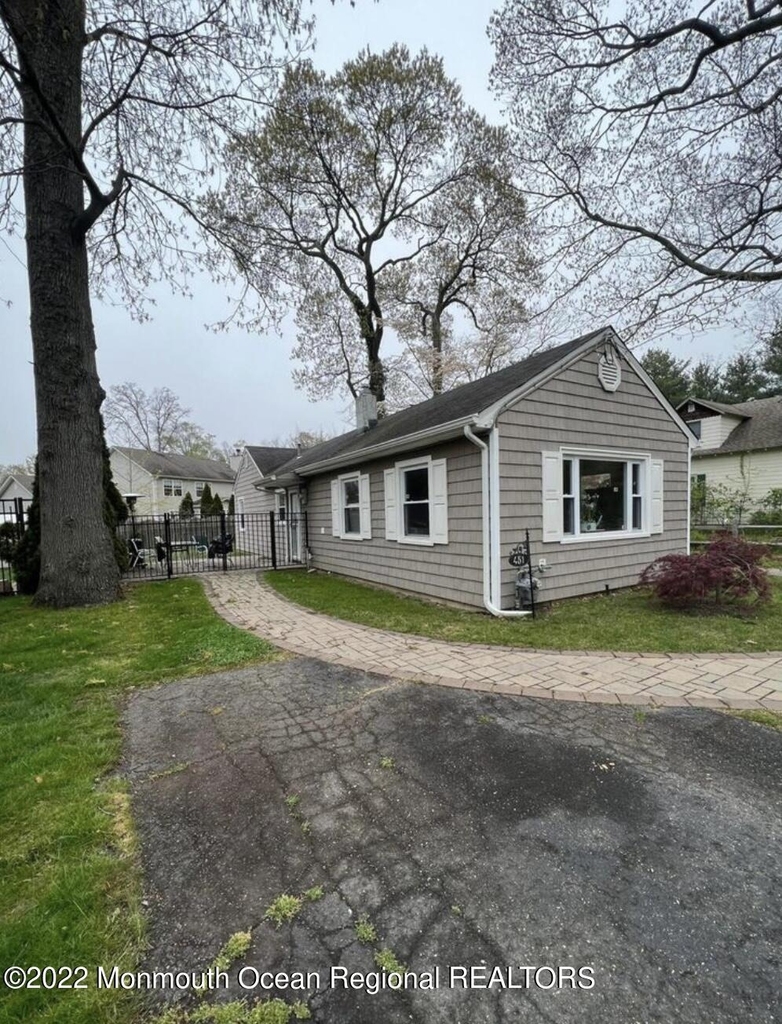 451 Harnell Avenue - Photo 3