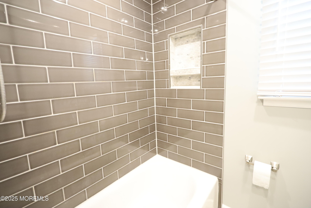 709 Marys Drive - Photo 6