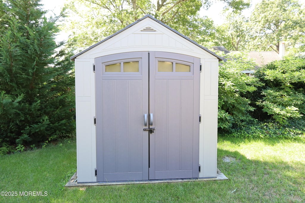 709 Marys Drive - Photo 13