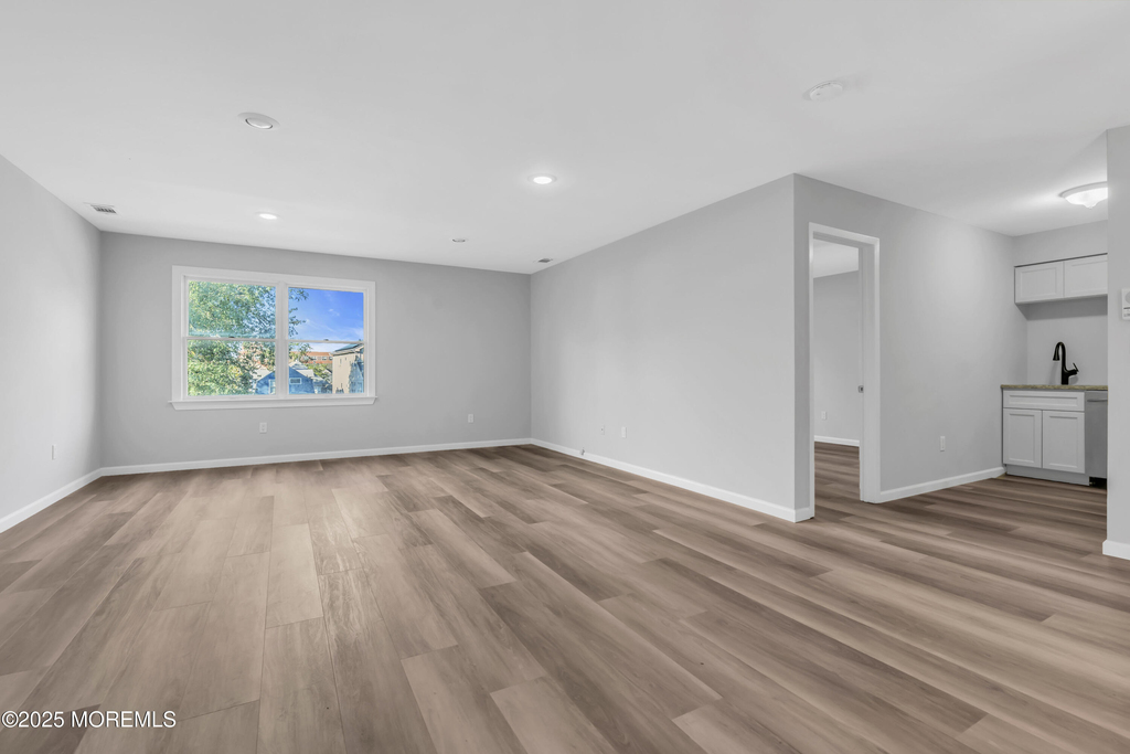 213 Main Street - Photo 3
