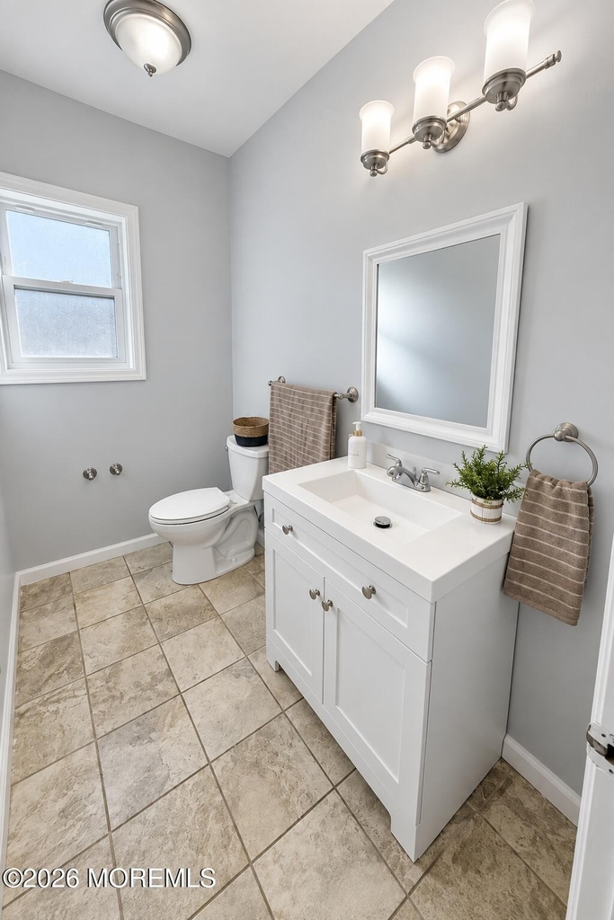 66 Center Avenue - Photo 8