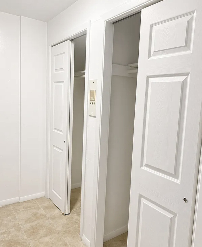 270 West 25th Street - Photo 3