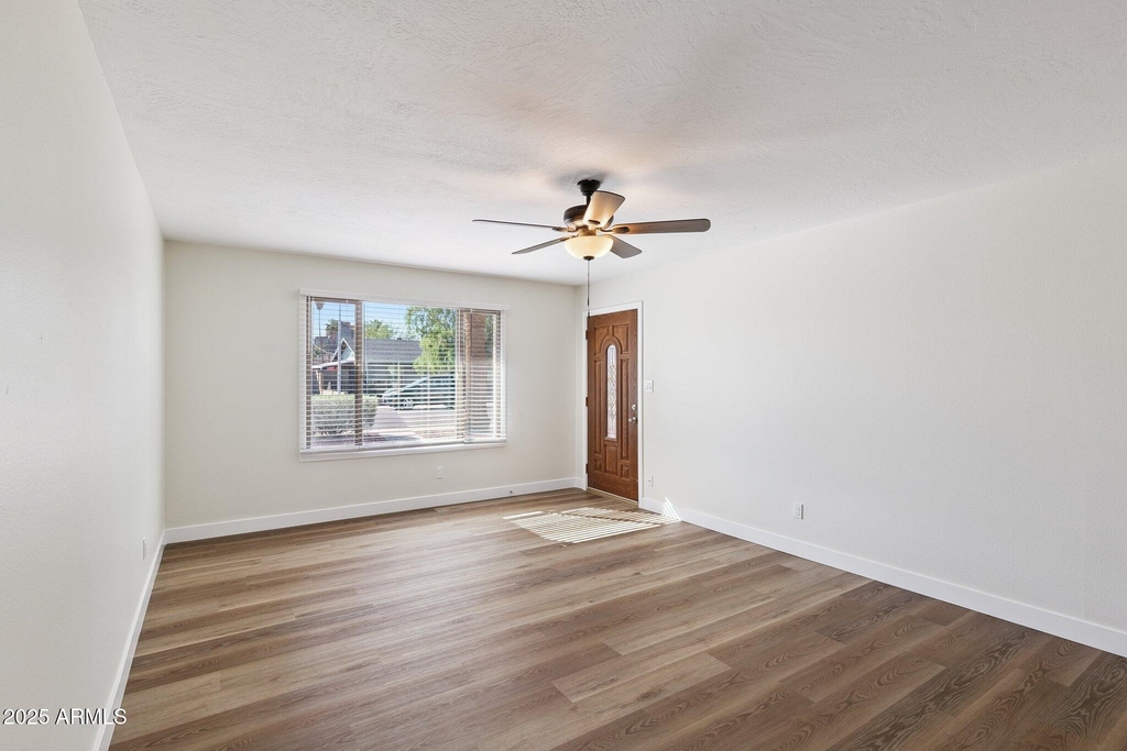 1400 E Wesleyan Drive - Photo 3