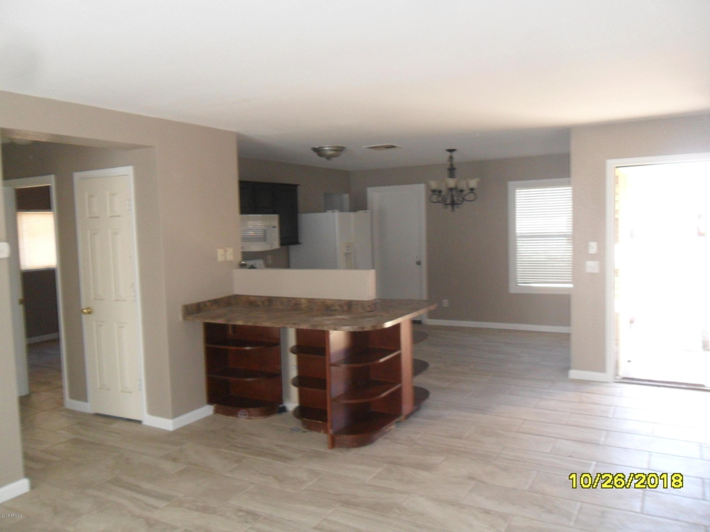 11509 W Charter Oak Road - Photo 2