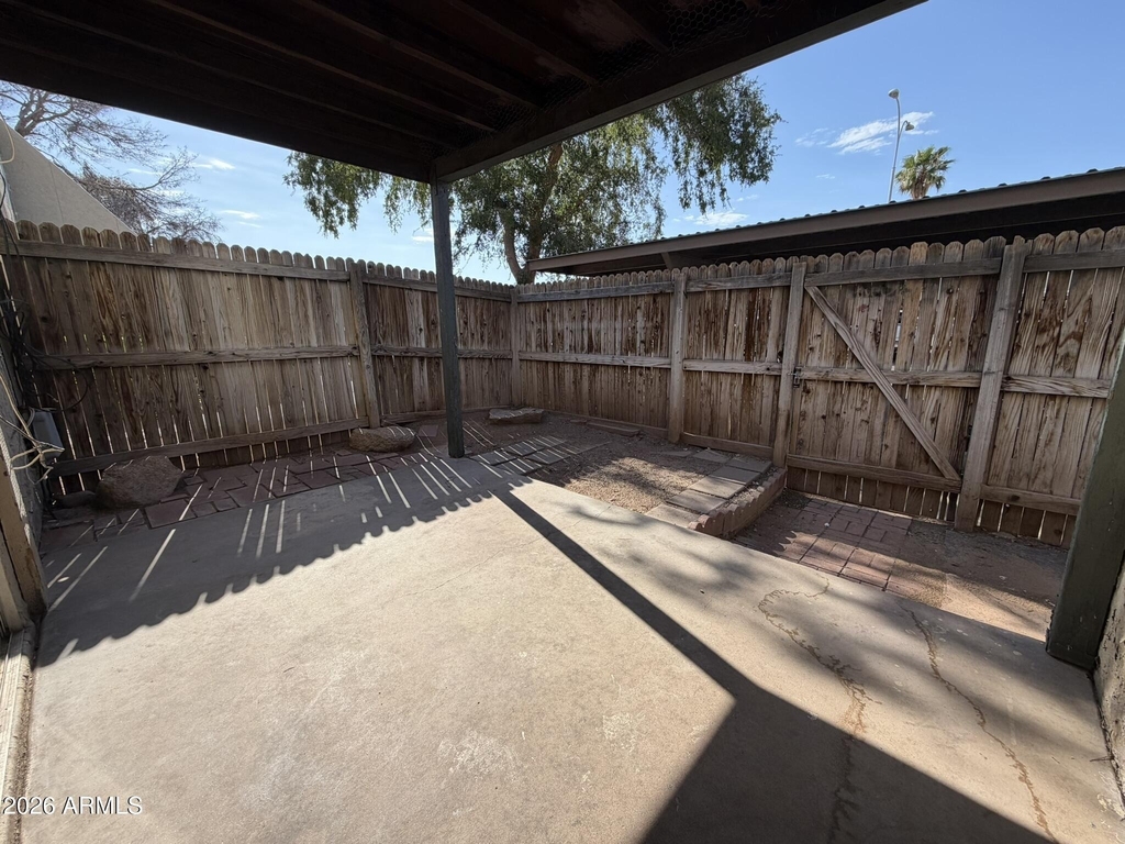 5910 W Golden Lane - Photo 15