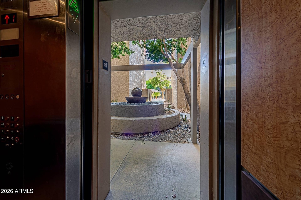 5124 N 31st Place - Photo 10