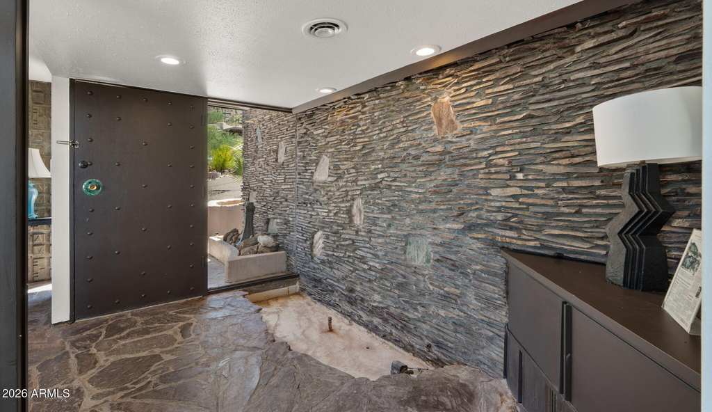 6102 E Quartz Mountain Road - Photo 4