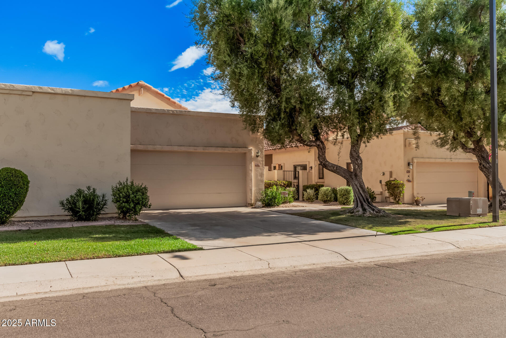9635 E Sutton Drive - Photo 2
