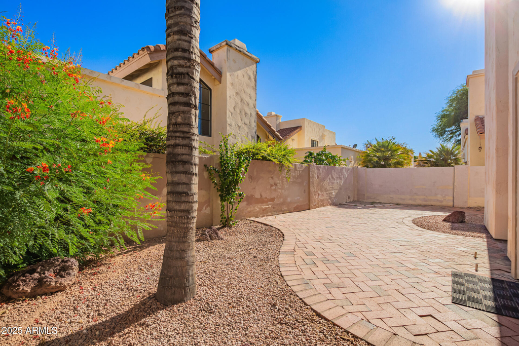 9635 E Sutton Drive - Photo 27