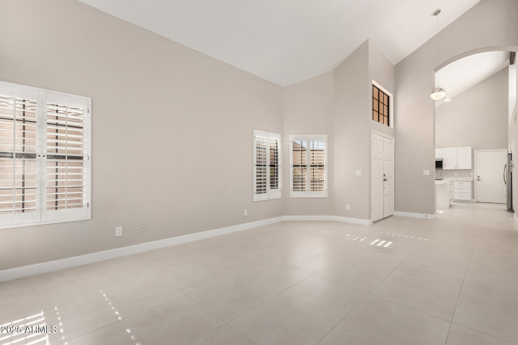 9635 E Sutton Drive - Photo 10