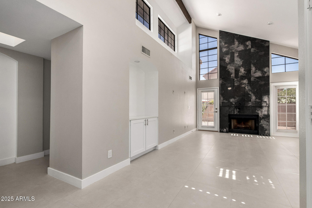 9635 E Sutton Drive - Photo 8