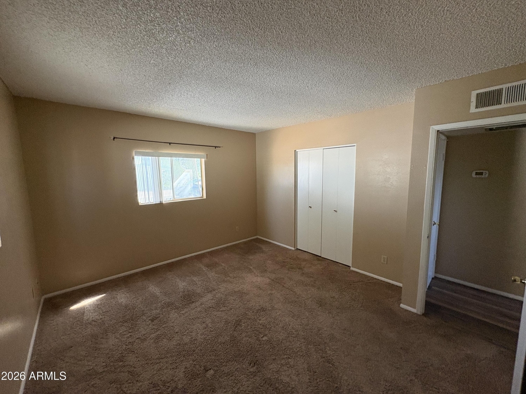 11214 W Nevada Avenue - Photo 5
