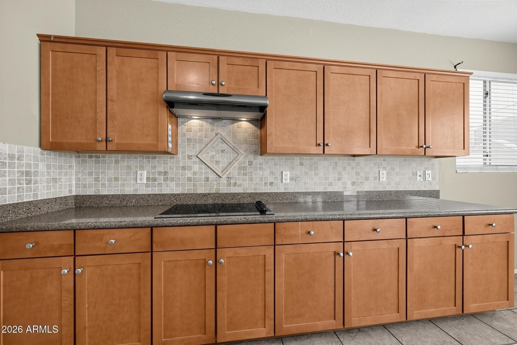 3561 E Harwell Road - Photo 8