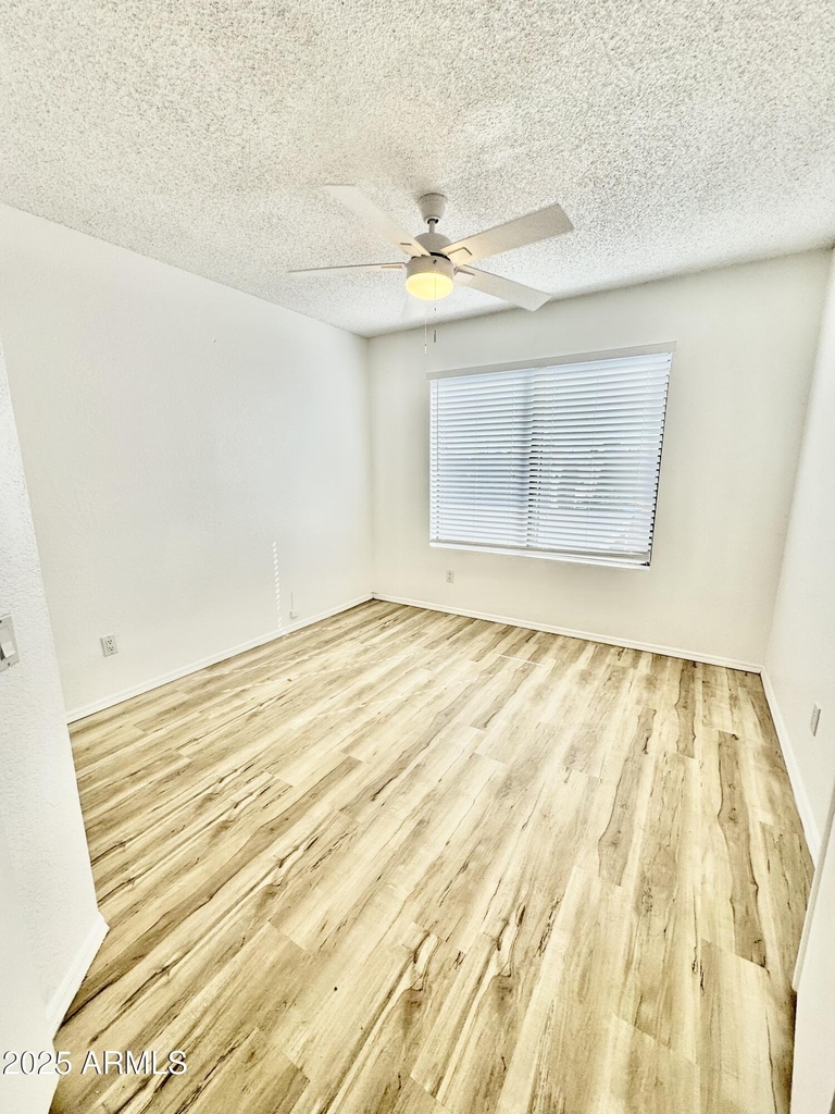 2035 S Elm Street - Photo 14