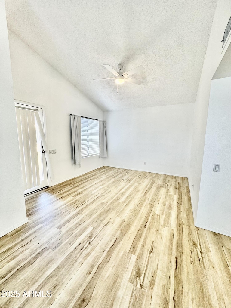 2035 S Elm Street - Photo 6