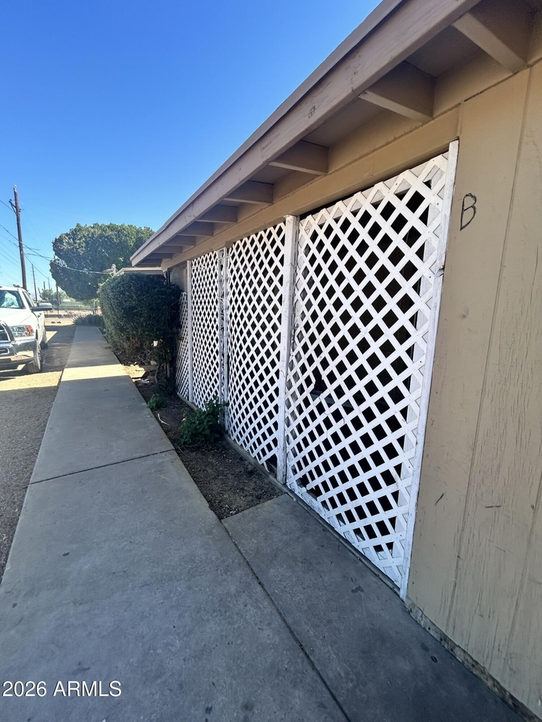 5233 E University Drive - Photo 25