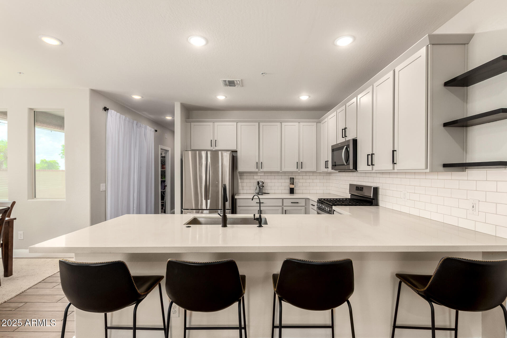 2470 N Heritage Street - Photo 5
