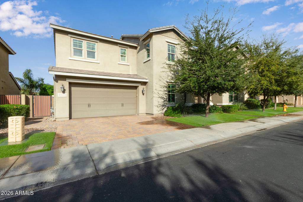 4322 S Gardenia Drive - Photo 1