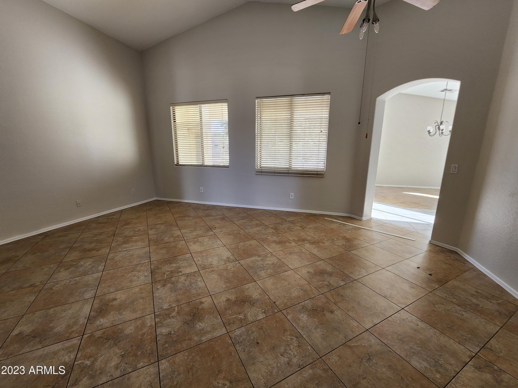 12547 W Glenrosa Drive - Photo 3