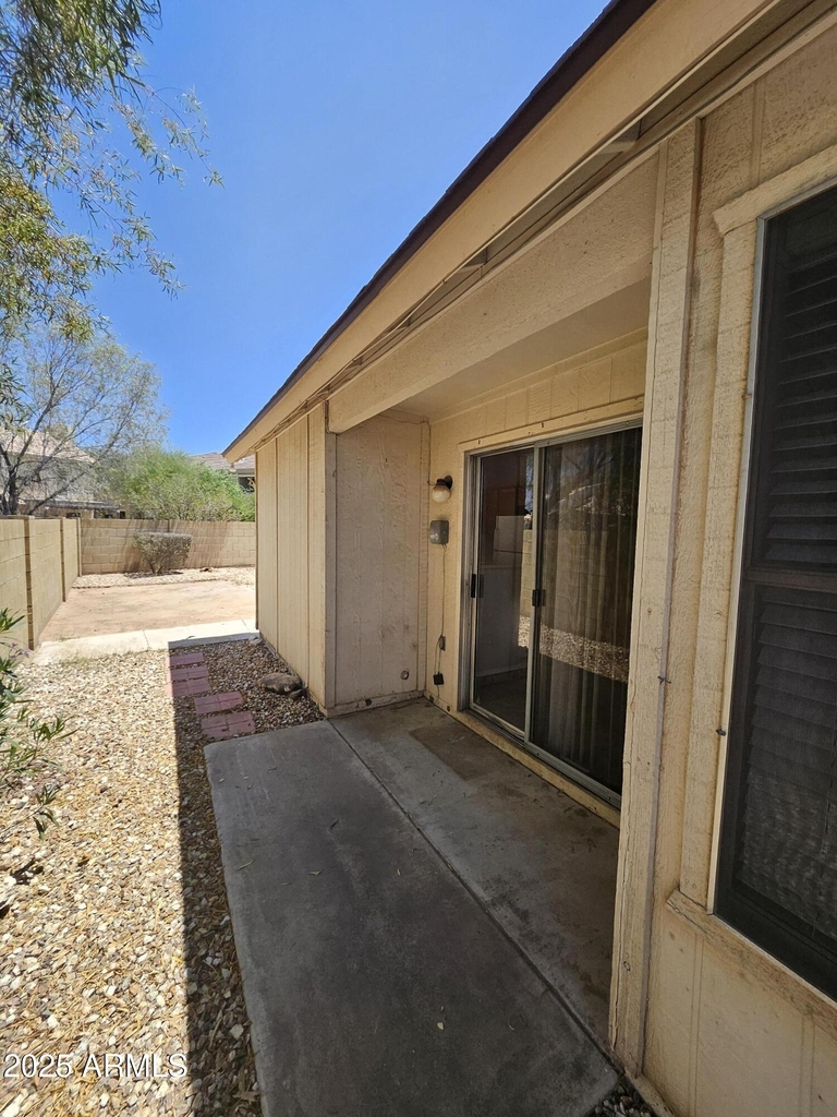 3040 E Bluefield Avenue - Photo 15