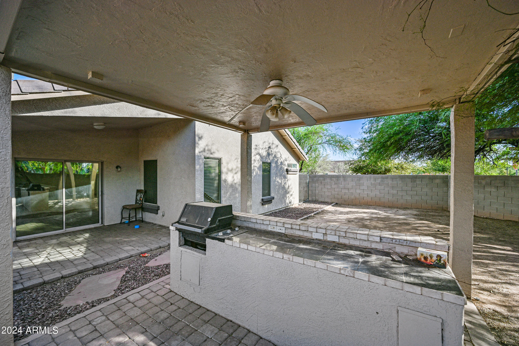 15110 N 140th Avenue - Photo 21
