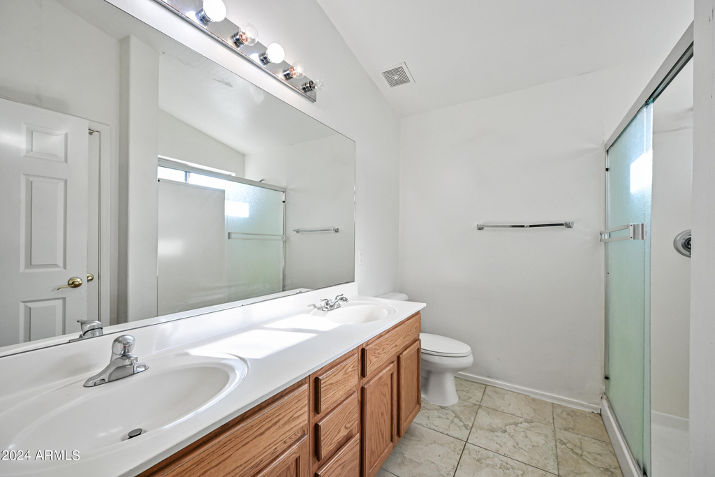 15110 N 140th Avenue - Photo 13