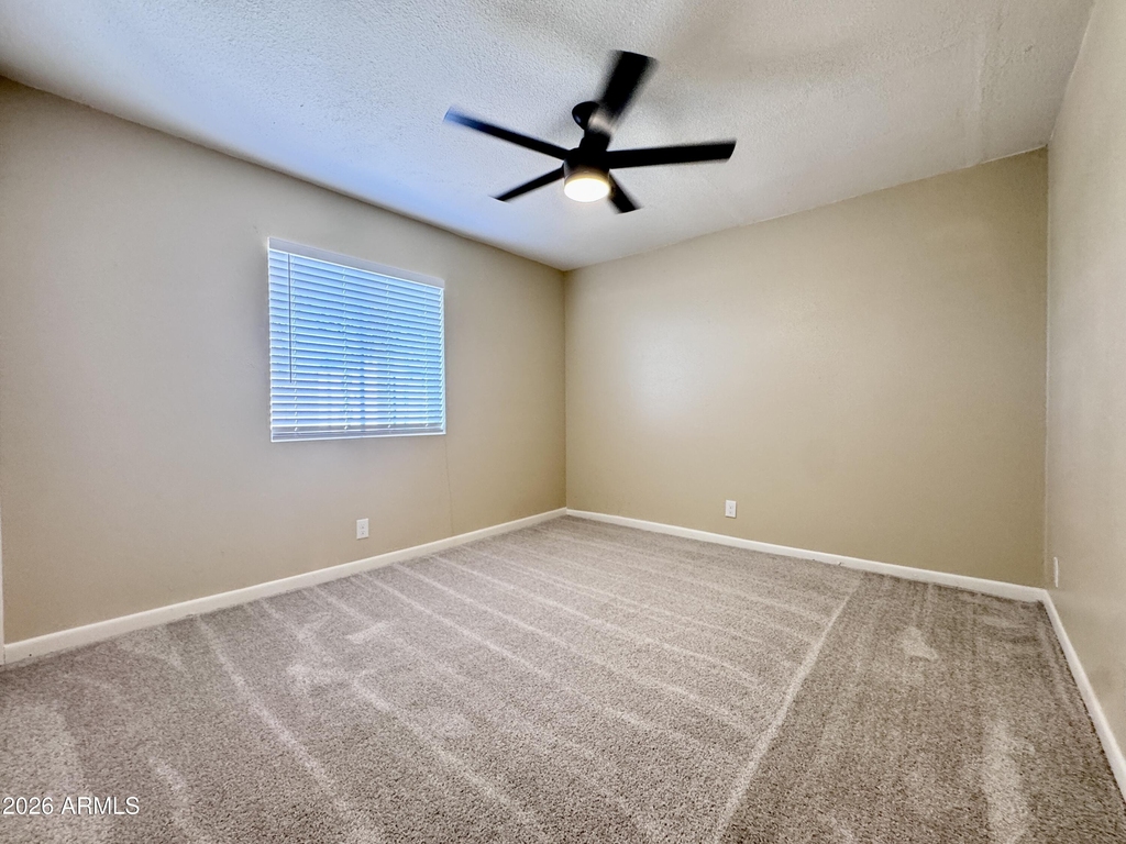 2511 E 5th Place - Photo 6